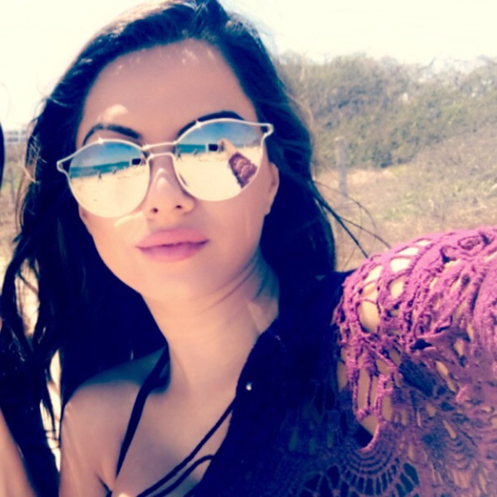 Meet your Posher, Benafsha🖤